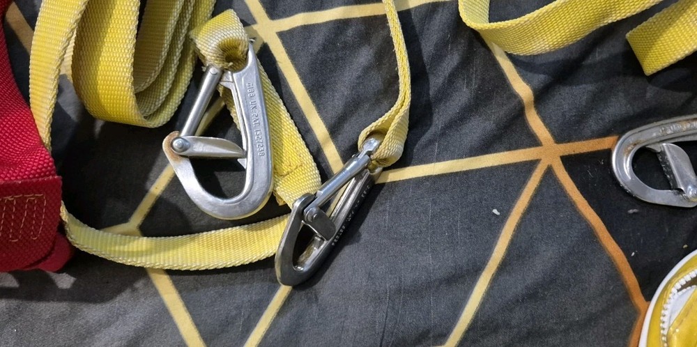 3 X Britax Harnesses