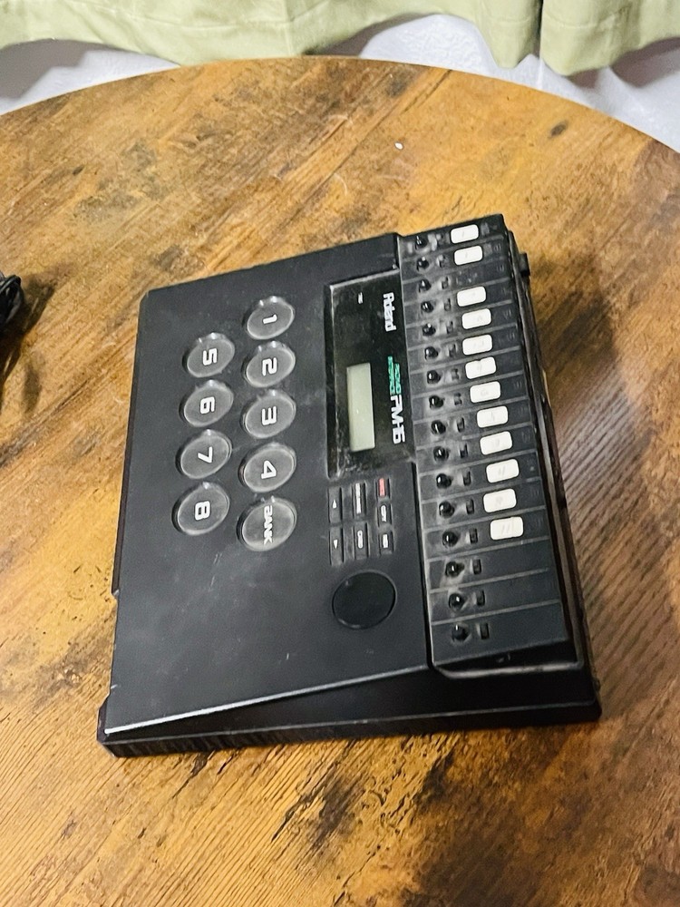 Roland Pad-Midi Interface PM-16 Untested Powers On As Is