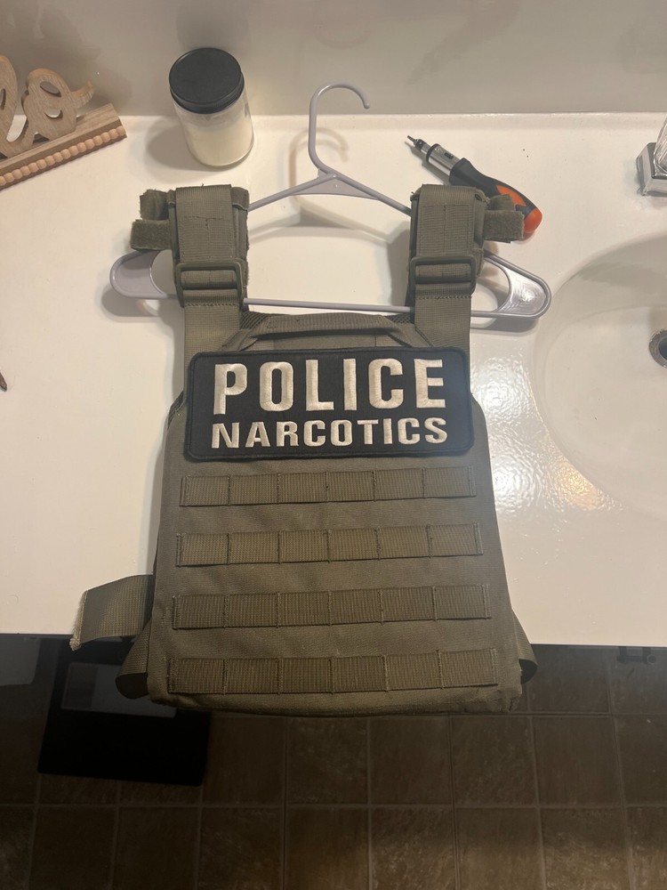 bullet proof vest with plates