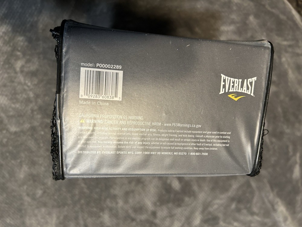 Everlast PowerLock2 Training Glove 12Oz (White/Grey)