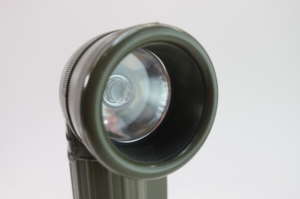 Fulton MX-991/U Angle Head Flashlight w/ Lens & Extra Bulb - Please Read