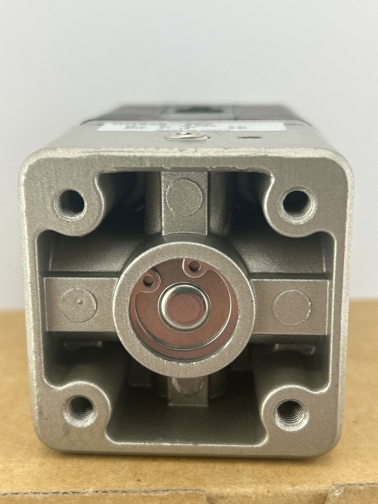 NEW SMC E/P REGULATOR NIT200-303