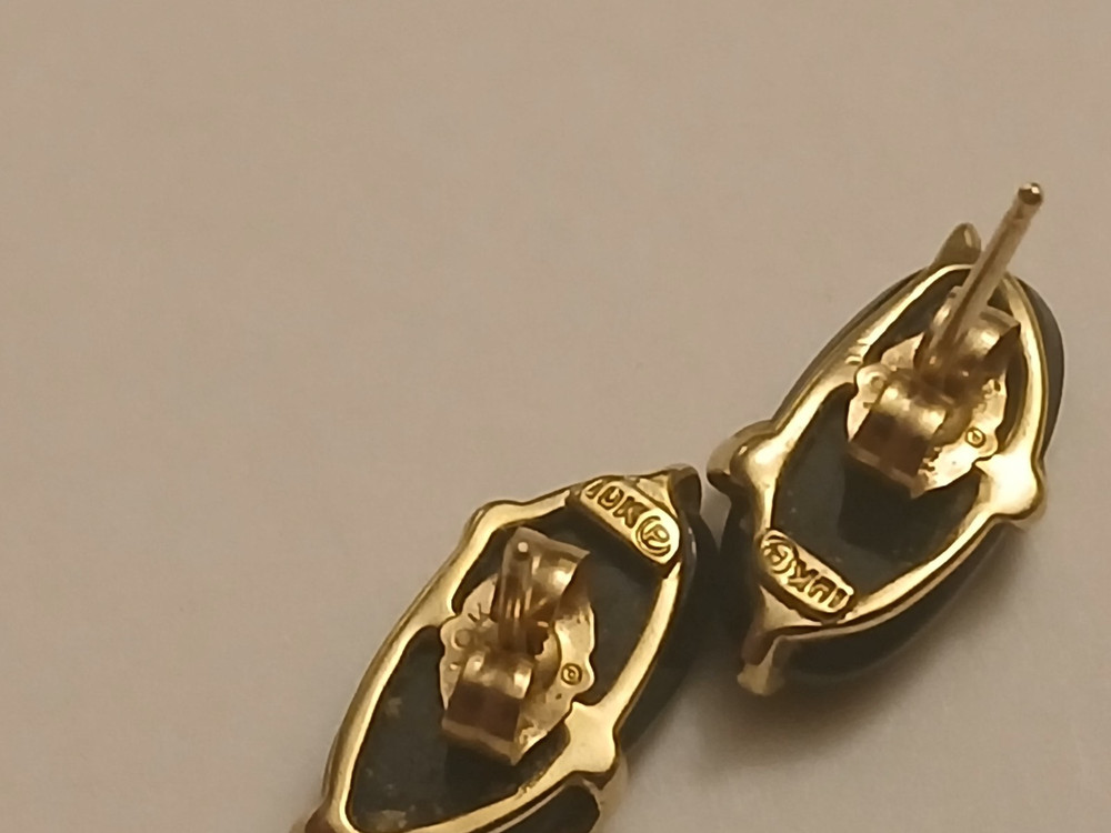 10K ONYX ,SMALL DIAMOND EARRINGS.