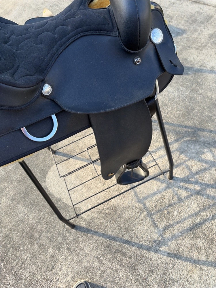 Wintec Saddle Black Seat