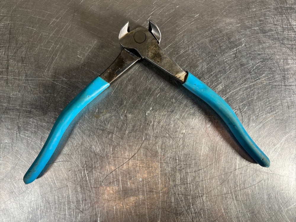 Vintage Blacksmith Nail Puller Electrician Pliers