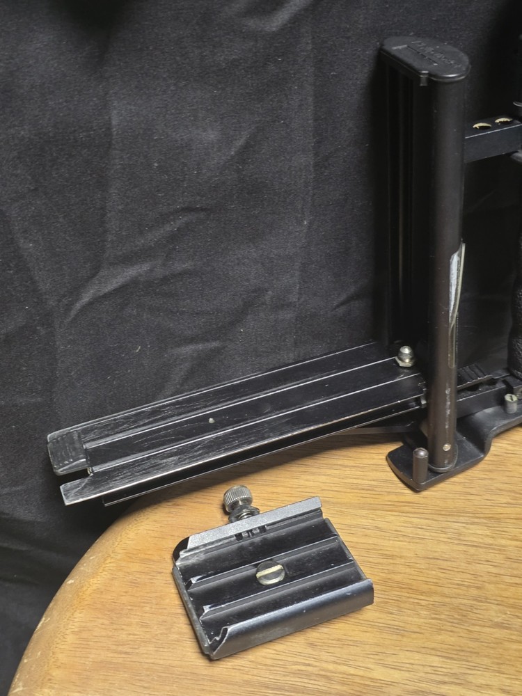 ALZO Flip Flash® Camera Flash Bracket with adjustable flash height