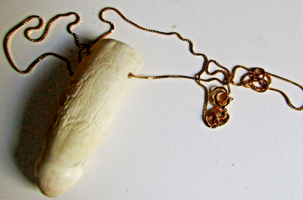 Stunning Amazonian Crocodile Tooth (Molar) - Silver Plated Gold - Genuine
