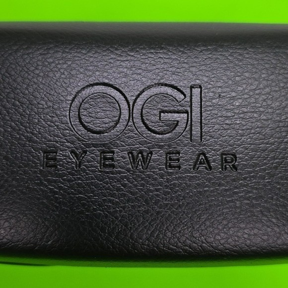 OGI Eyeglass Black Clamshell Case (Case Only)