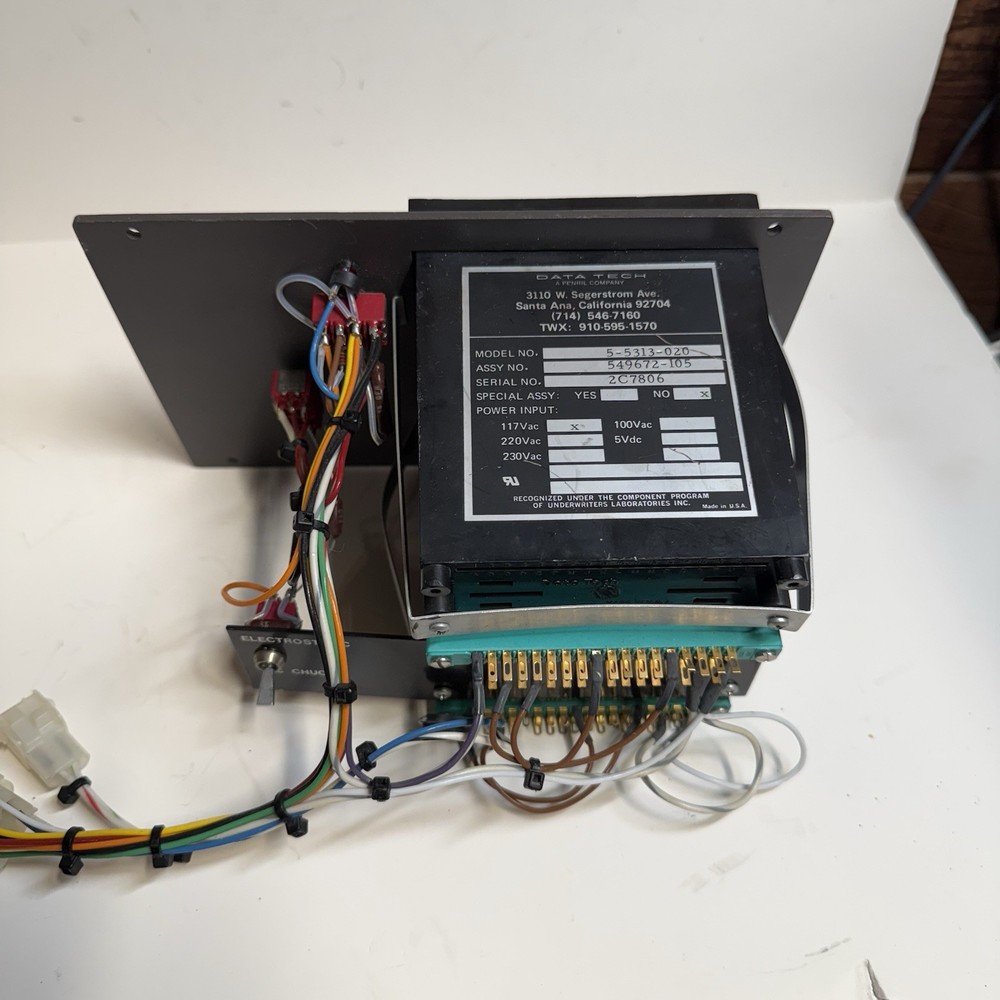 2 Data Tech Model 5-5313-020 Panel Meter 117VAC, VAC chuck