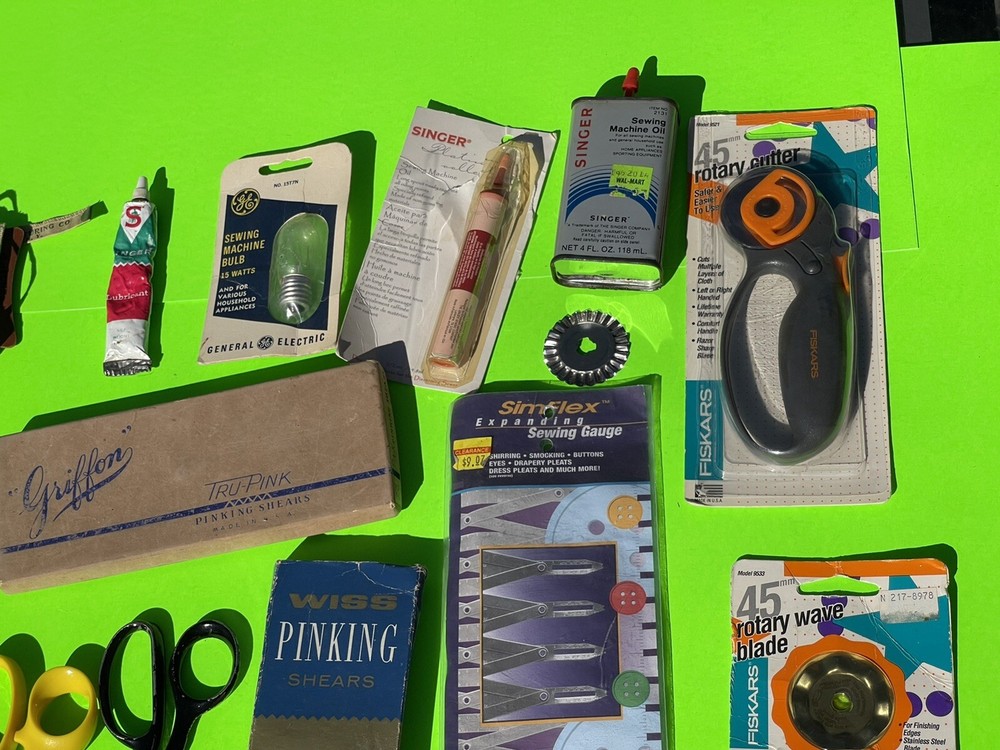 SEWING ACCESSORIES LOT
