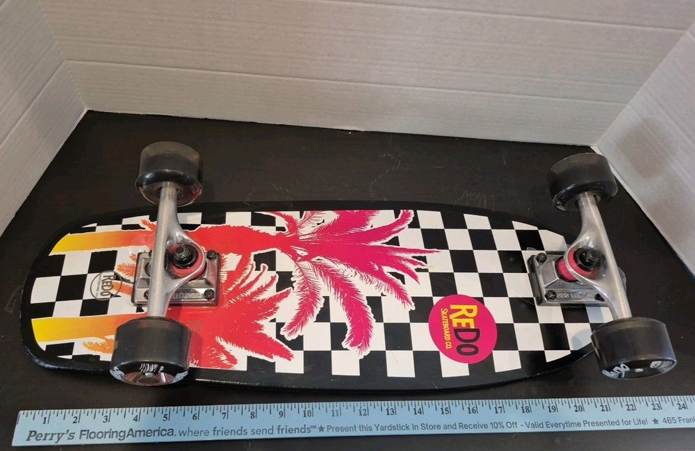 ReDo Shorty Cruiser Palm Checkers Skateboard EUC