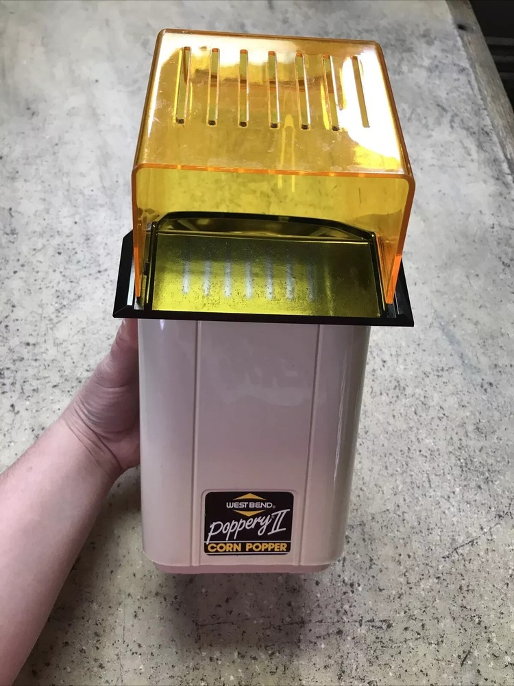 westbend pop corner popper eletric works great looks great