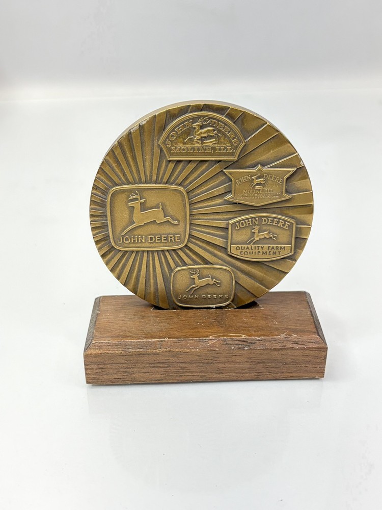 1988 John Deere Desktop Calendar Medallion