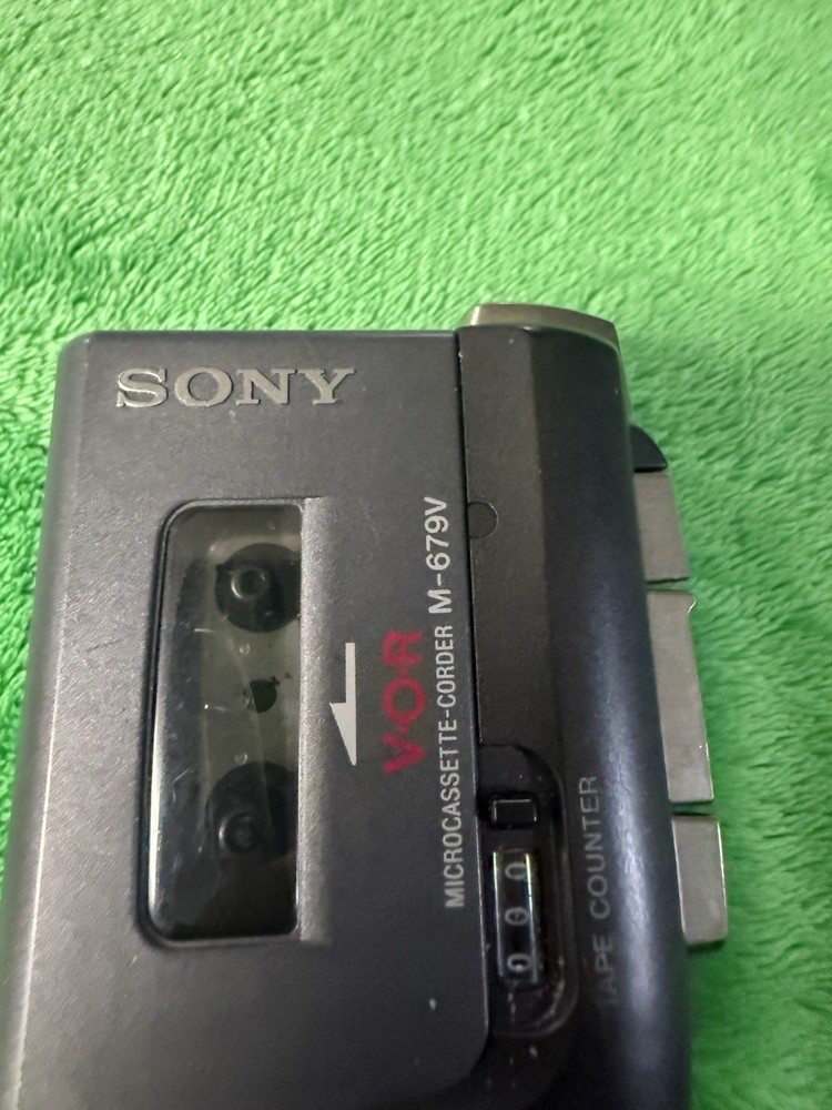 Sony M-679V Handheld Voice Recorder