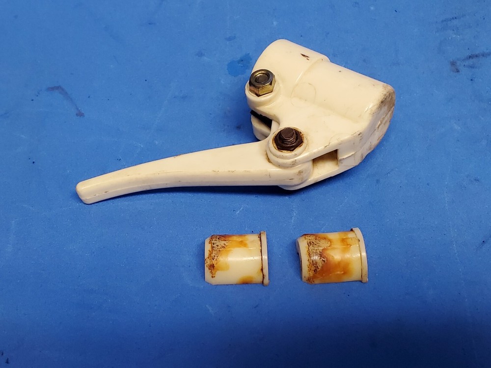 Mantis Tiller 7222E 7222M 7222 White Throttle Pull Trigger Assembly w/ Inserts