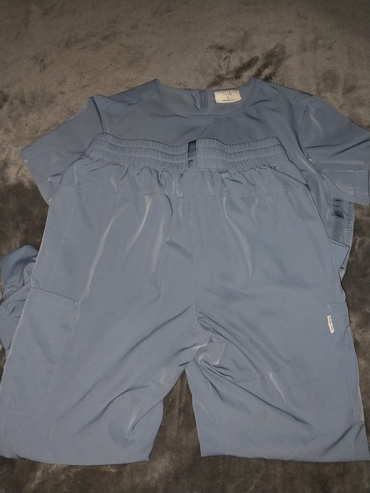 scrub sets women