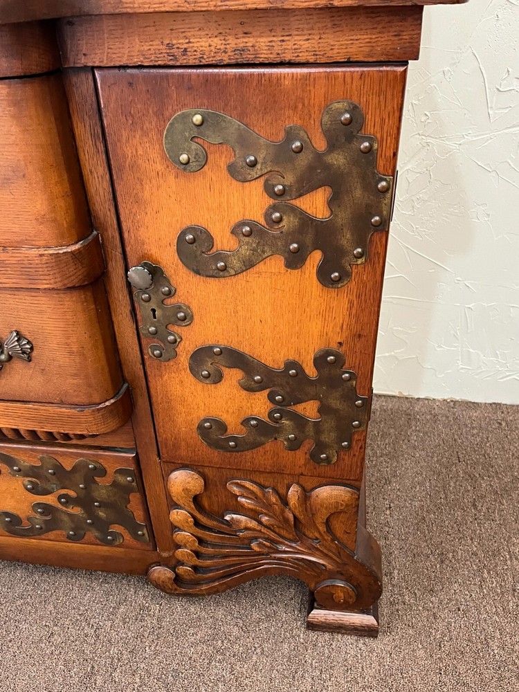 Antique Oak Victorian Buffet/Sideboard with mirror,