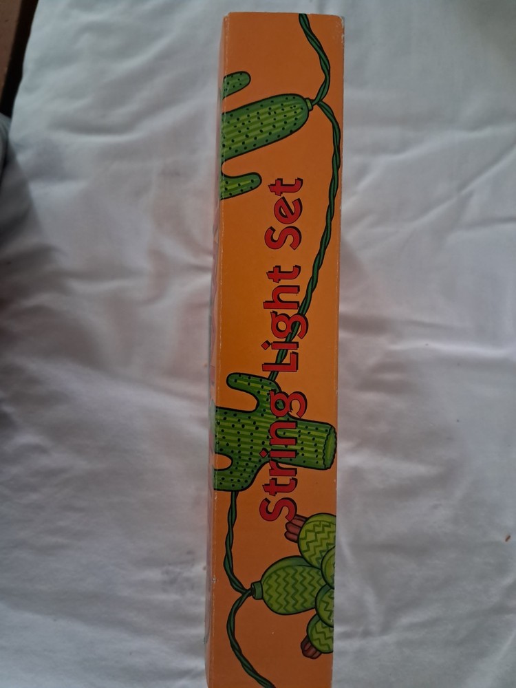 Vintage Primal Lite Prickly Pair String Light Set - 14' String, 10 Lights 1993