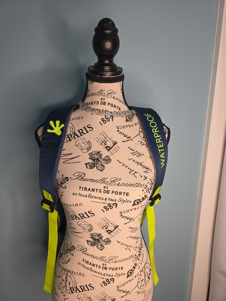 Geckobrands Lightweight 30L Waterproof Backpack