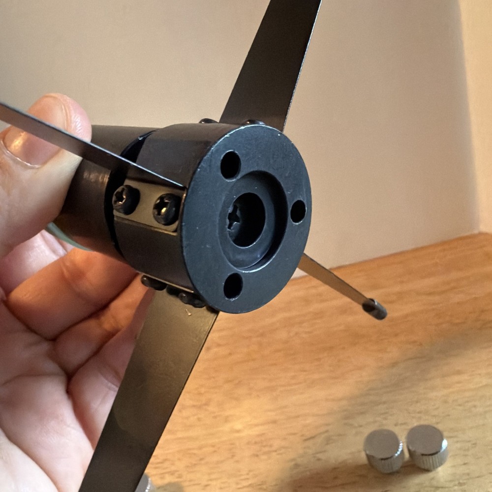 Orion Skyquest XT6 Spidervane Secondary Mirror with Hardware.