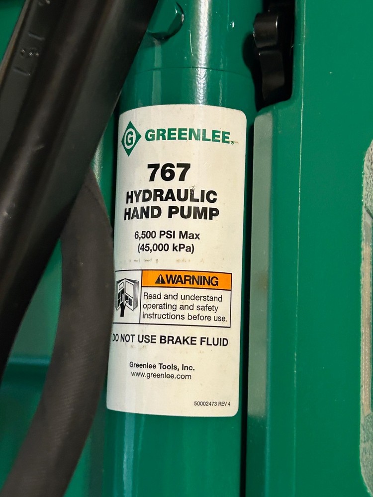 Greenlee 7646 Ram & Hand Pump Hydraulic Knockout Punch Driver