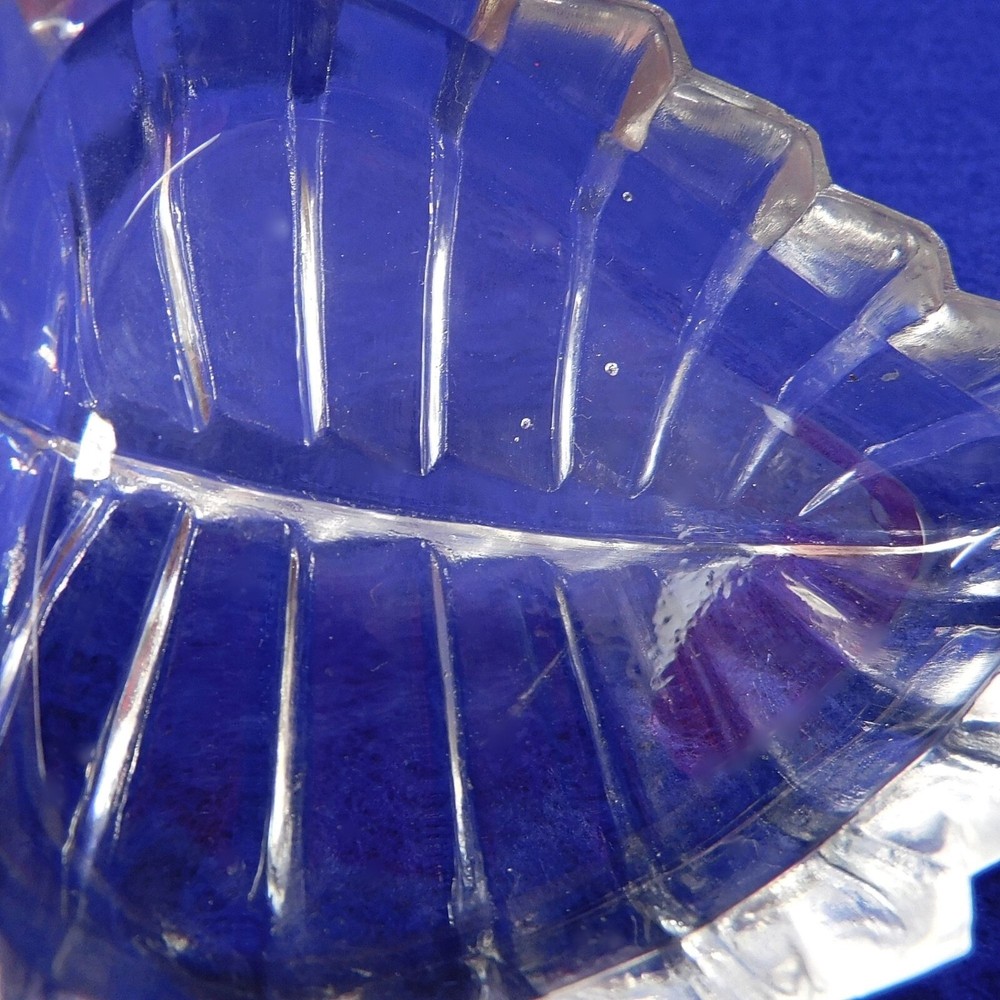 Showcase Crystal Leaf Dish Set of 2 Original box