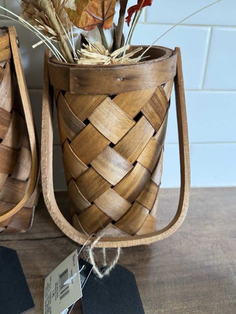 Set If Two Round Cylinder Shape Baskets