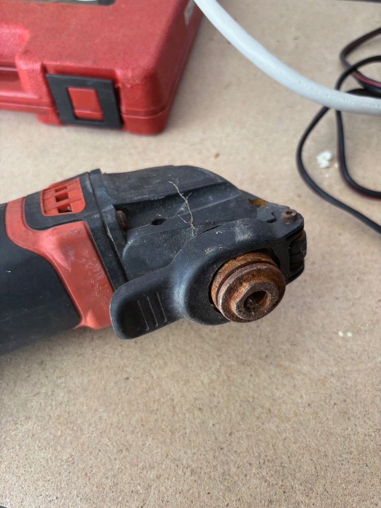 BLACK AND DECKER MULTI TOOL BD200MT CORDED USED