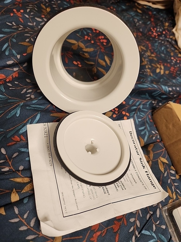 Decorator Sink Flange Assembly