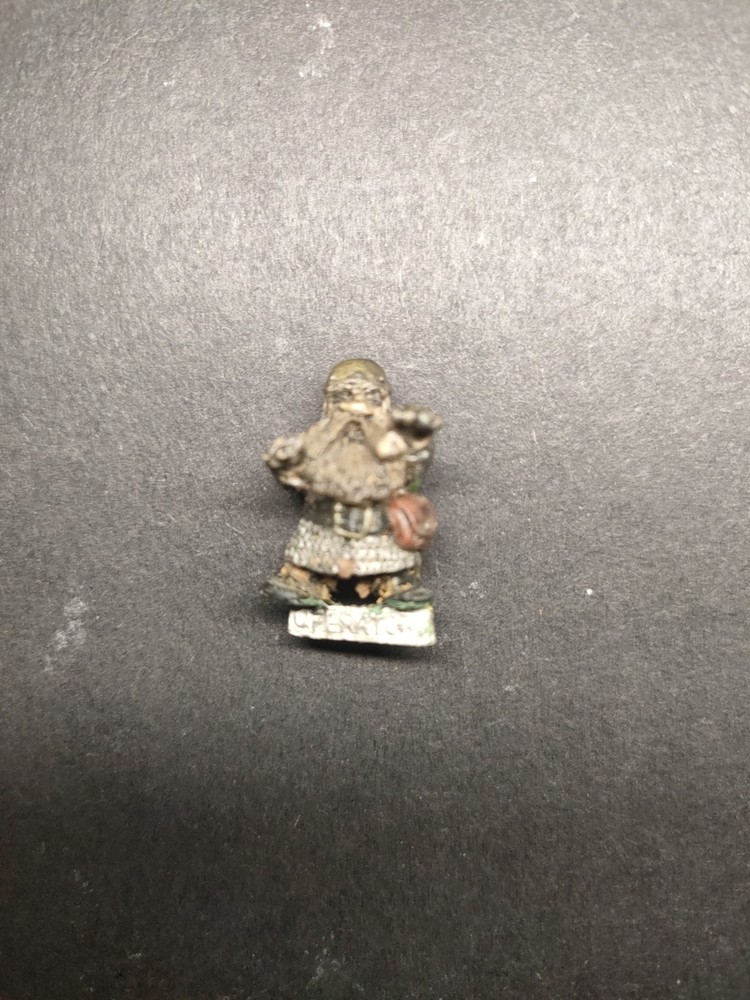 1987 Imperial Dwarf Bolt Thrower C22 Crew Operator Siege Engine Warhammer (E)