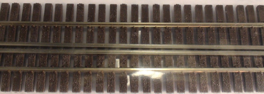 Micro-Engineering HO Code 83 Bridge Track (11-101)