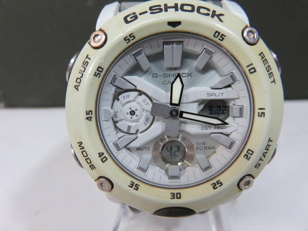 Casio G-Shock Digital-Analog Watch" CARBON CORE GUARD GA-2000 No Box