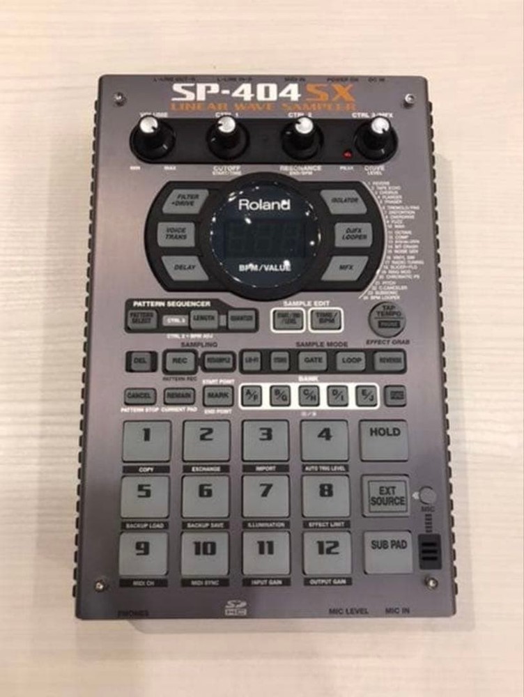 ROLAND SP-404SX Linear Wave Sampler Customized with Accessories jp