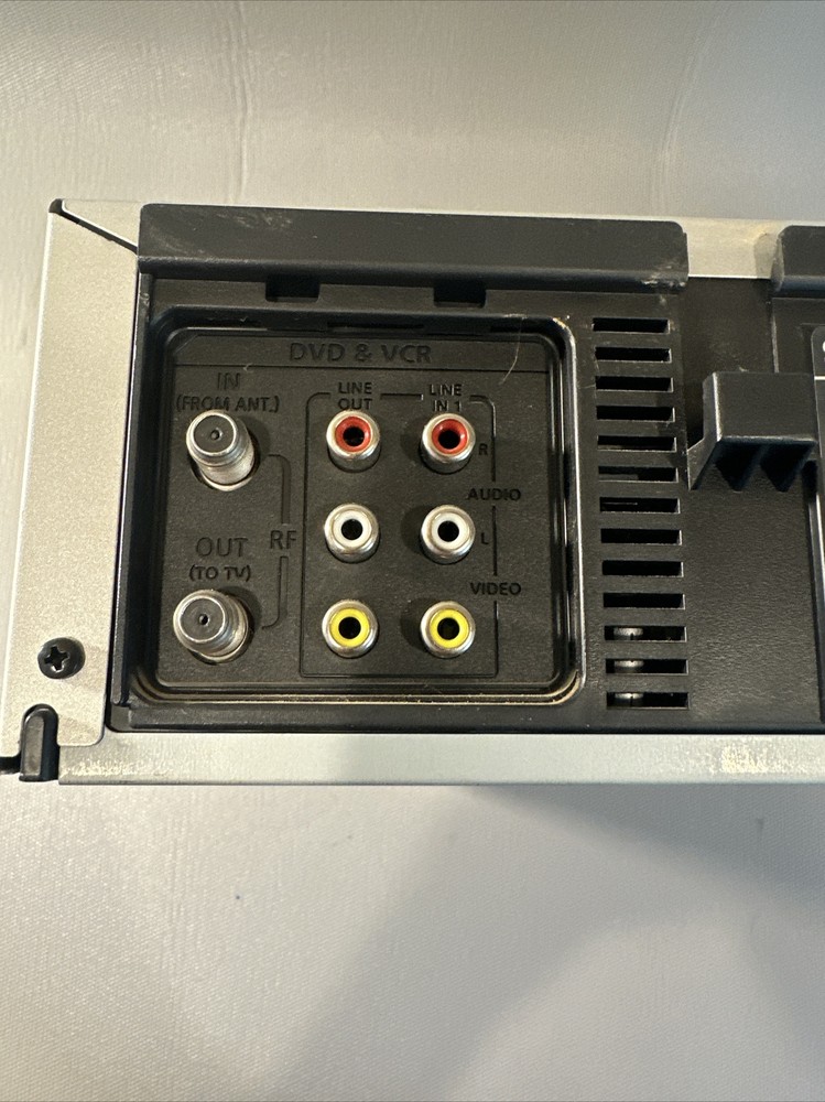 Sony DVD VCR Combo SLV-D300P DVD DOES NOT WORK