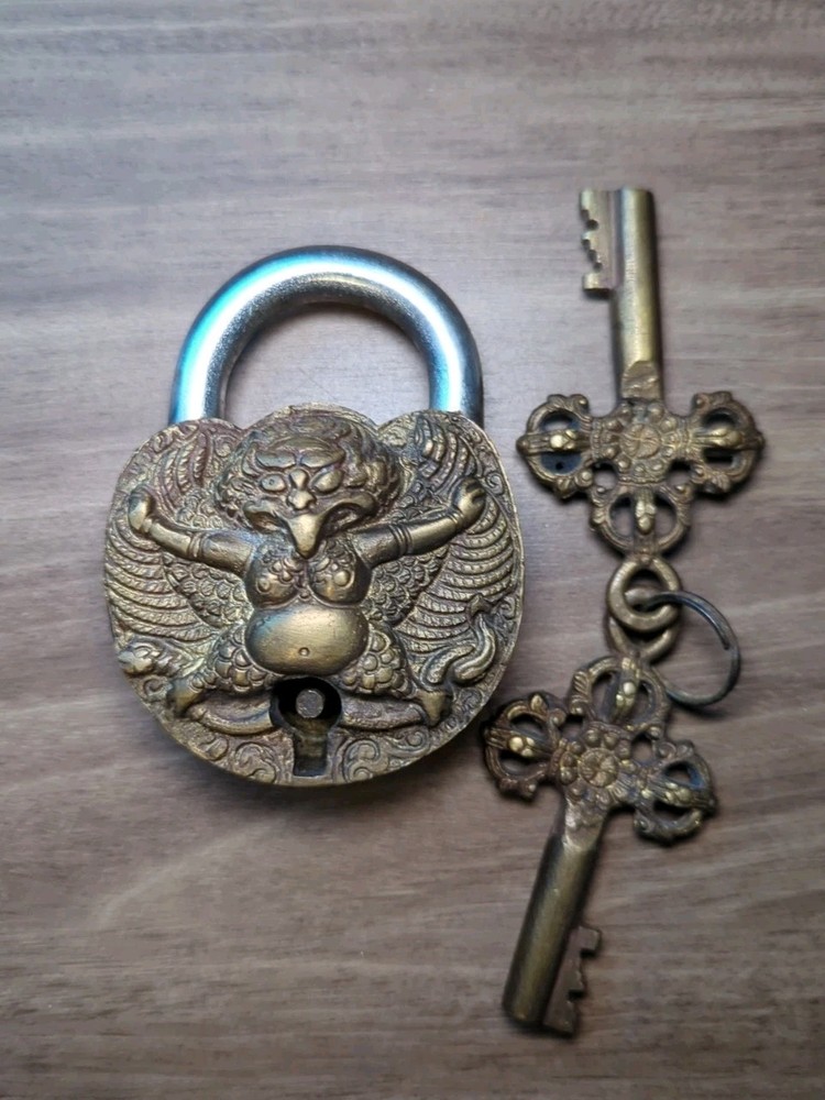 Indian Bronze Lock Garuda Winged Buddha Buddhist Padlock Vajra Keys
