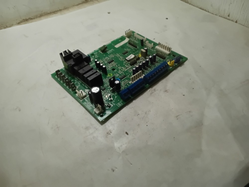 Source 668105601 Control Circuit Board used (I13E)