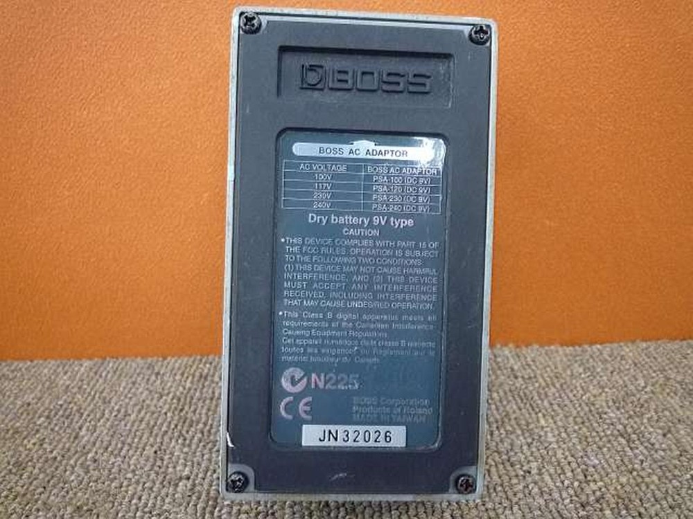 BOSS CE-5 Chorus Ensemble Guitar Effects Pedal Used