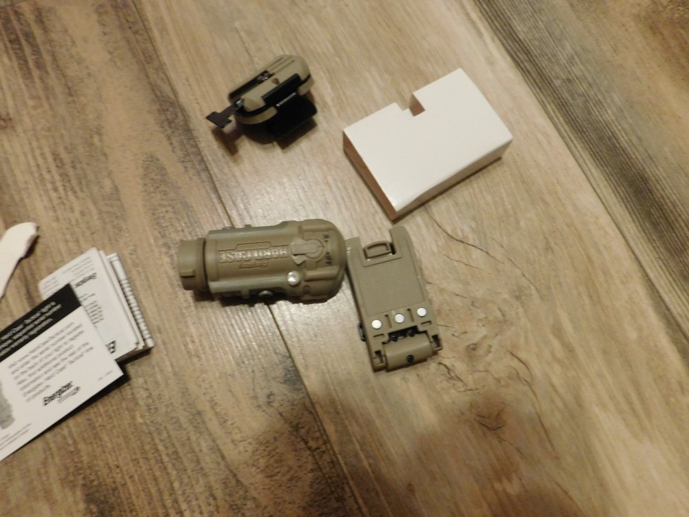 ENERGIZER HARD CASE TANGO TACTICAL HELMET LIGHT NEW