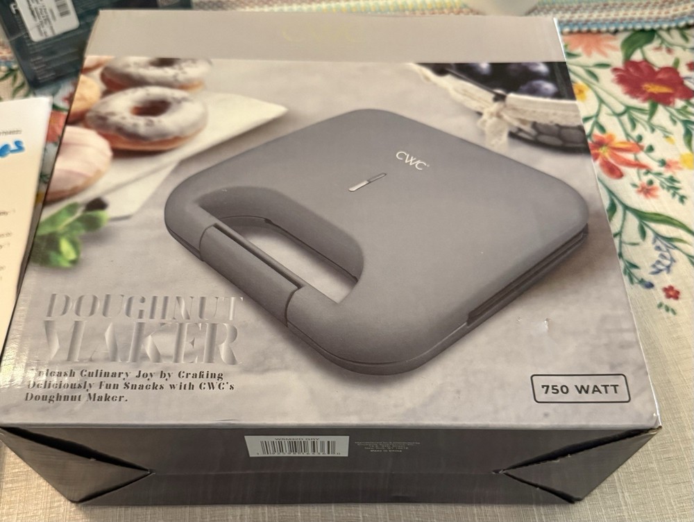 Cook With Color Donut Maker