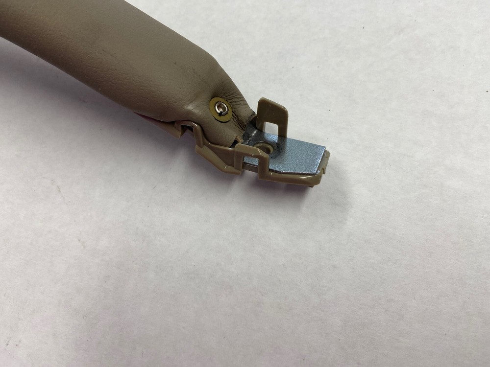 03-11 Lincoln Town Car Designer Door Panel Pull Strap Handle Beige