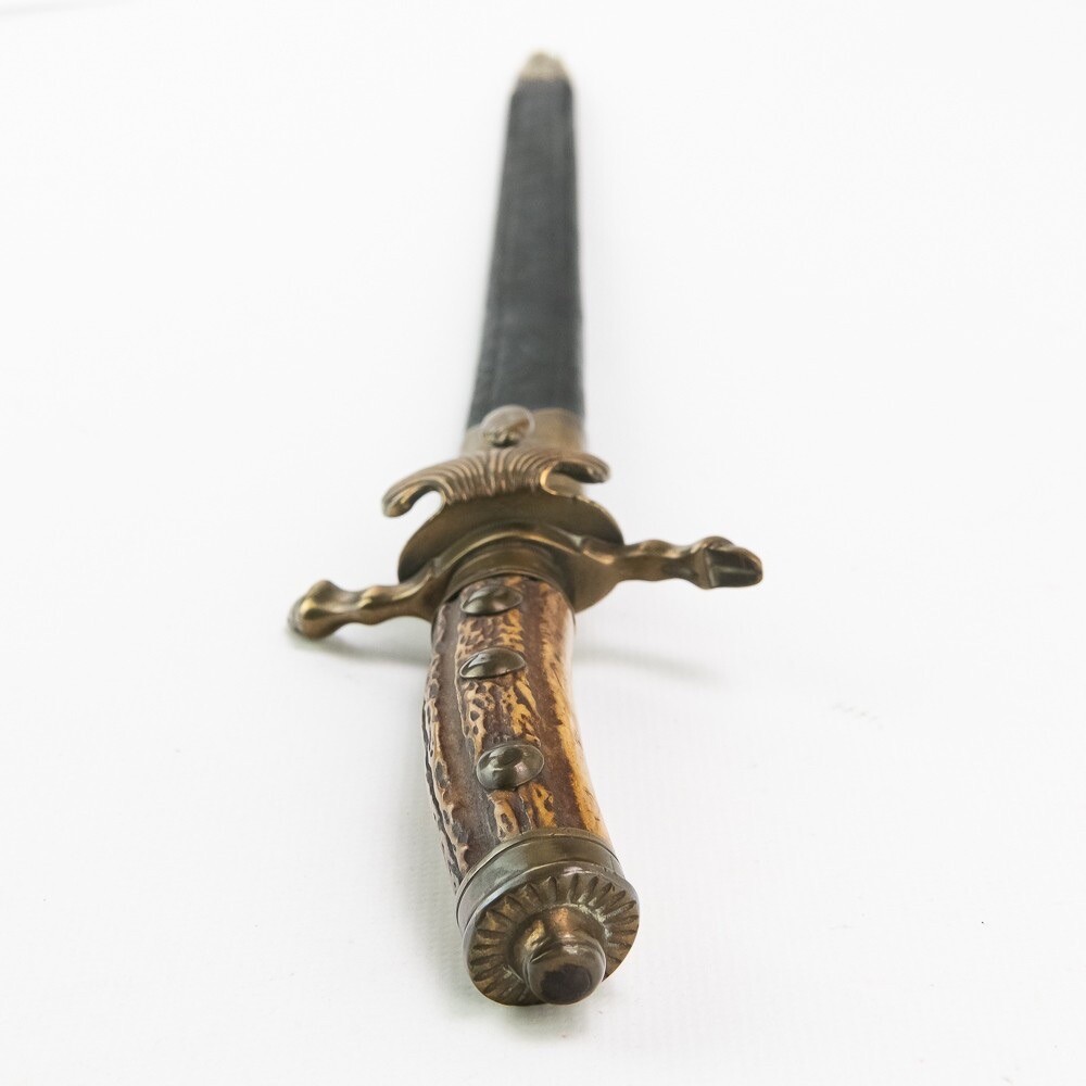 Imperial German Long Etched Hunting Dagger.