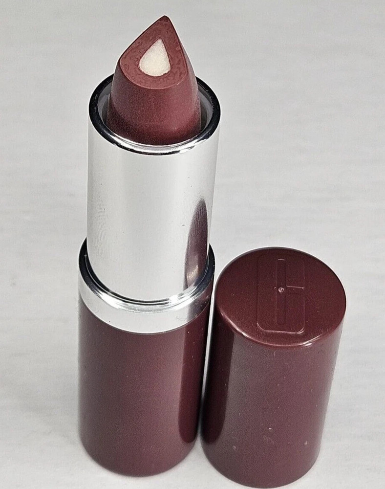 Clinique Dramatically Different Lipstick #50 Different Grape BRAND NEW