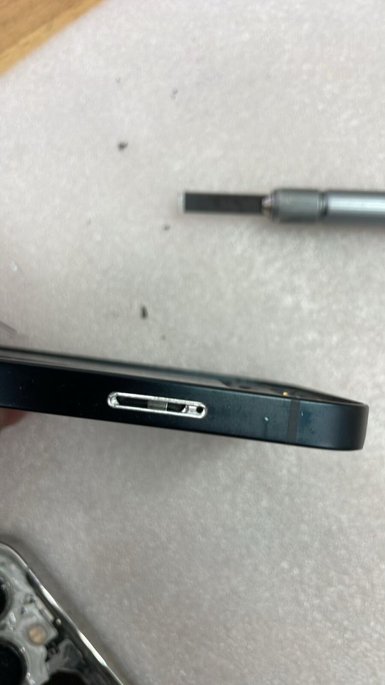 iPhone 16Pro and 16ProMax ESIM to Physical SIM conversion. READ Description.