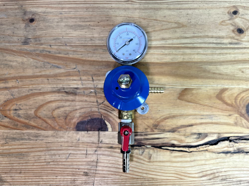 DTR1101 In-Line CO2 Secondary Regulator