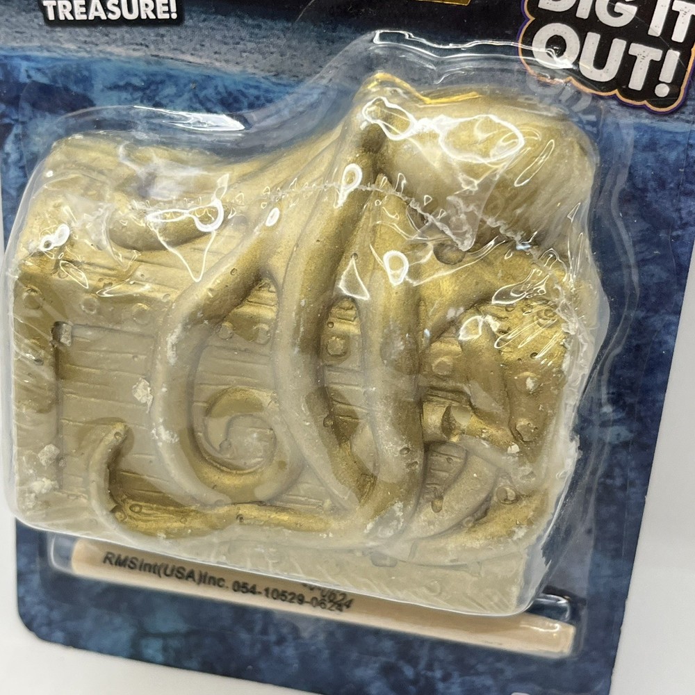 Dig Team - Mystery Pirate Dig - Ages 6+ Fun Activity - New Unopened