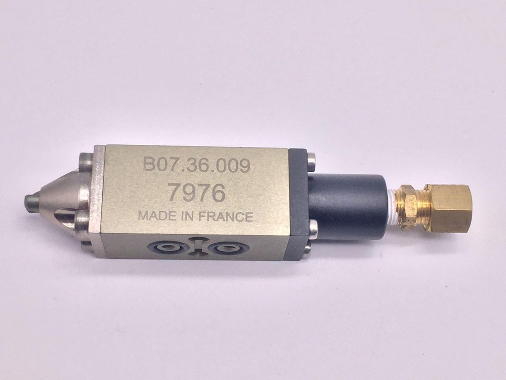 ITW Dynatec 7976 Challenger® Glue Applicator