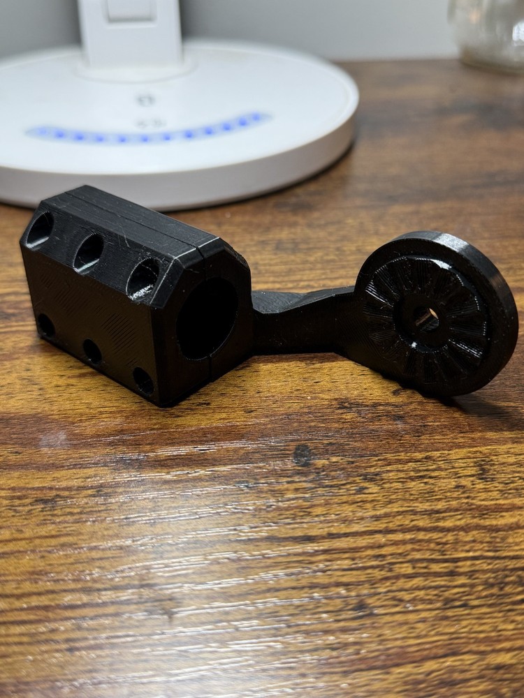 Lowrance Active Target 0 degree pipe mount