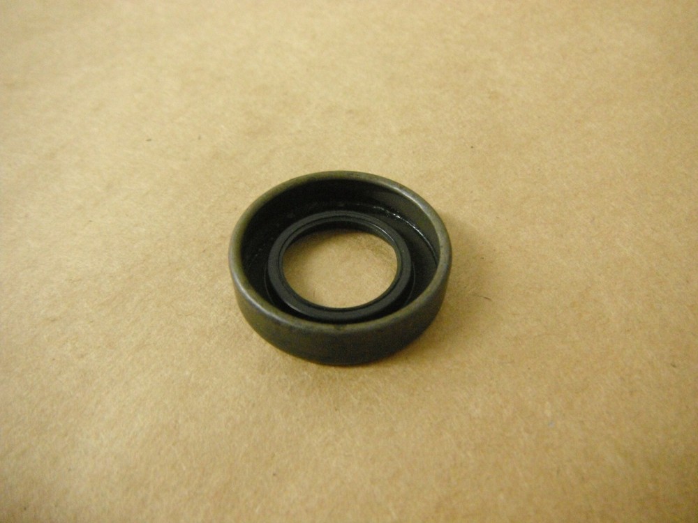 CHICAGO RAWHIDE SEAL 6158