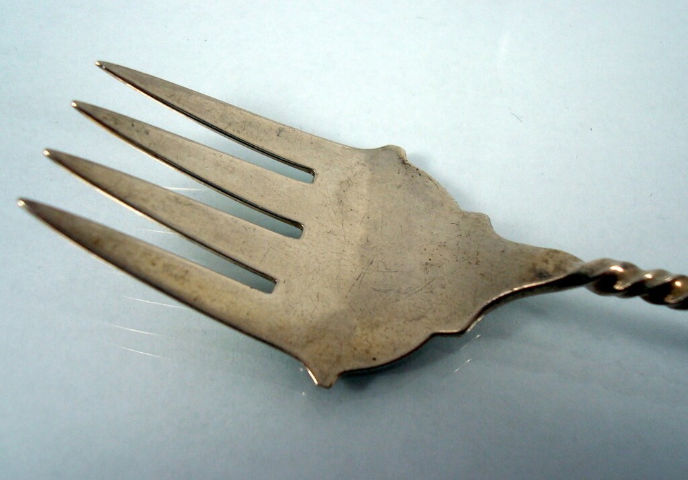 WHITING SQUARE TWIST STERLING SILVER RAMEKIN FORK