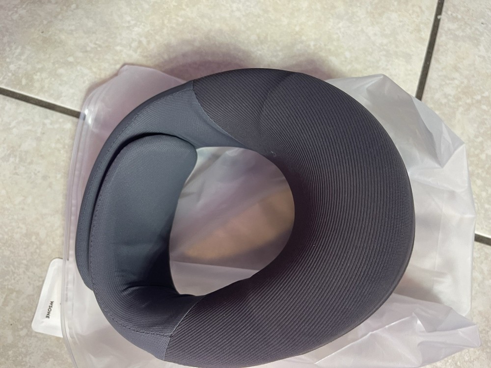 Muse Relax Cordless Cervical Traction Device
